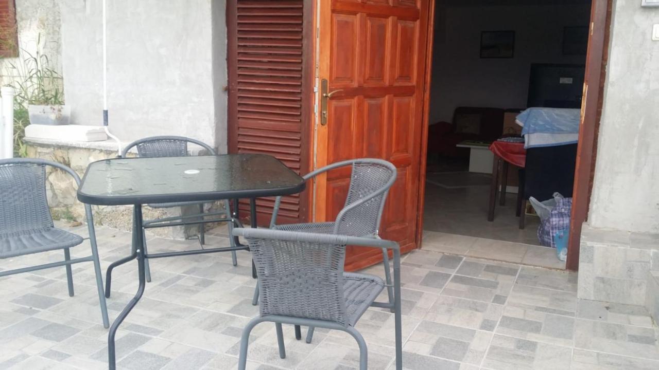 Apartmani Rab - Adrijana & Aleksandra Banjol Екстериор снимка