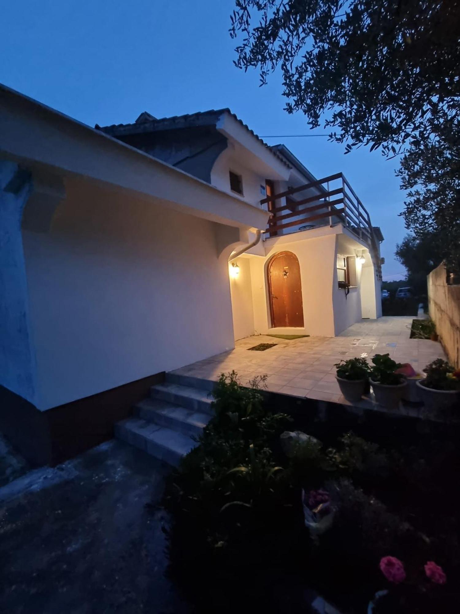 Apartmani Rab - Adrijana & Aleksandra Banjol Екстериор снимка